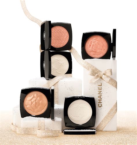 chanel oversize powder|Chanel makeup highlighter.